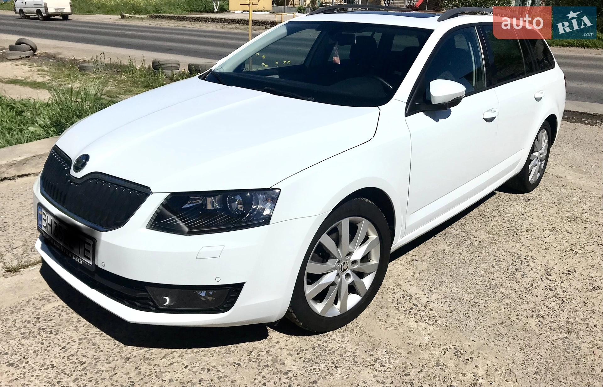 2016 Skoda Octavia - мініатюра 2