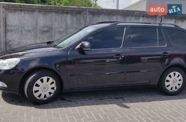Универсал Skoda Octavia 2009 в 