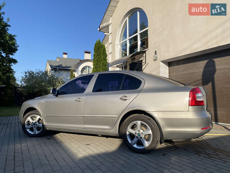 Skoda Octavia 2012