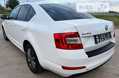 Лифтбек Skoda Octavia 2015 в Ахтырке