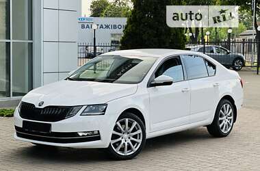 Лифтбек Skoda Octavia 2017 в 