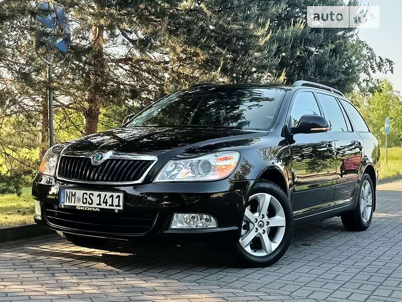 Універсал Skoda Octavia 2013 в Дрогобичі