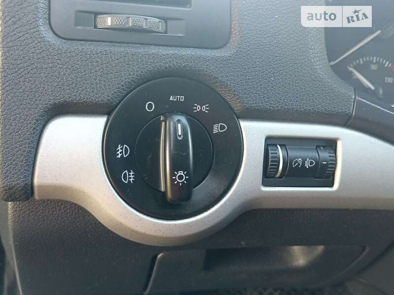 Універсал Skoda Octavia 2013 в Дрогобичі