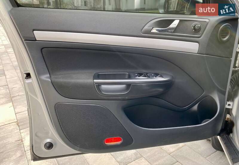 Ліфтбек Skoda Octavia 2012 в Охтирці