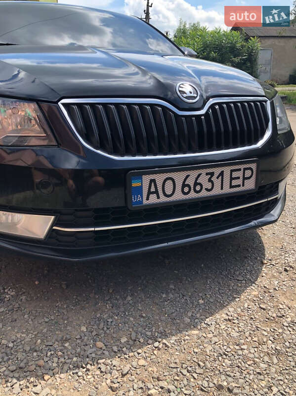 Лифтбек Skoda Octavia 2015 в Виноградове