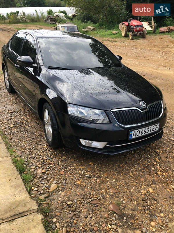 Лифтбек Skoda Octavia 2015 в Виноградове