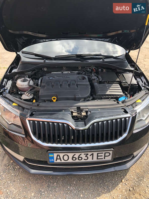Лифтбек Skoda Octavia 2015 в Виноградове