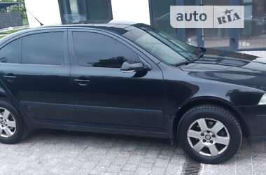 Лифтбек Skoda Octavia 2006 в Львове