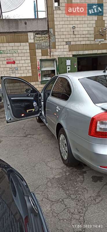 Ліфтбек Skoda Octavia 2007 в Києві фото 11 Ліфтбек Skoda Octavia 2007 в Києві