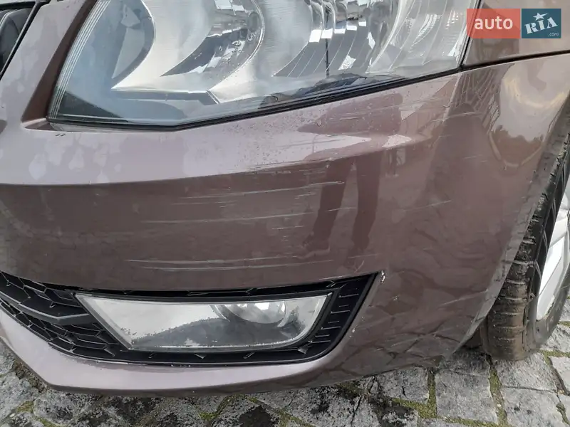 Skoda Octavia 2015 VIN TMBJG7NE5F0165368 фото оголошення 2 з 90