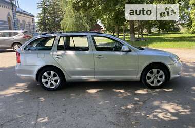 Универсал Skoda Octavia 2009 в Лебедине