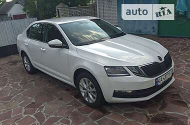 Лифтбек Skoda Octavia 2017 в Киеве