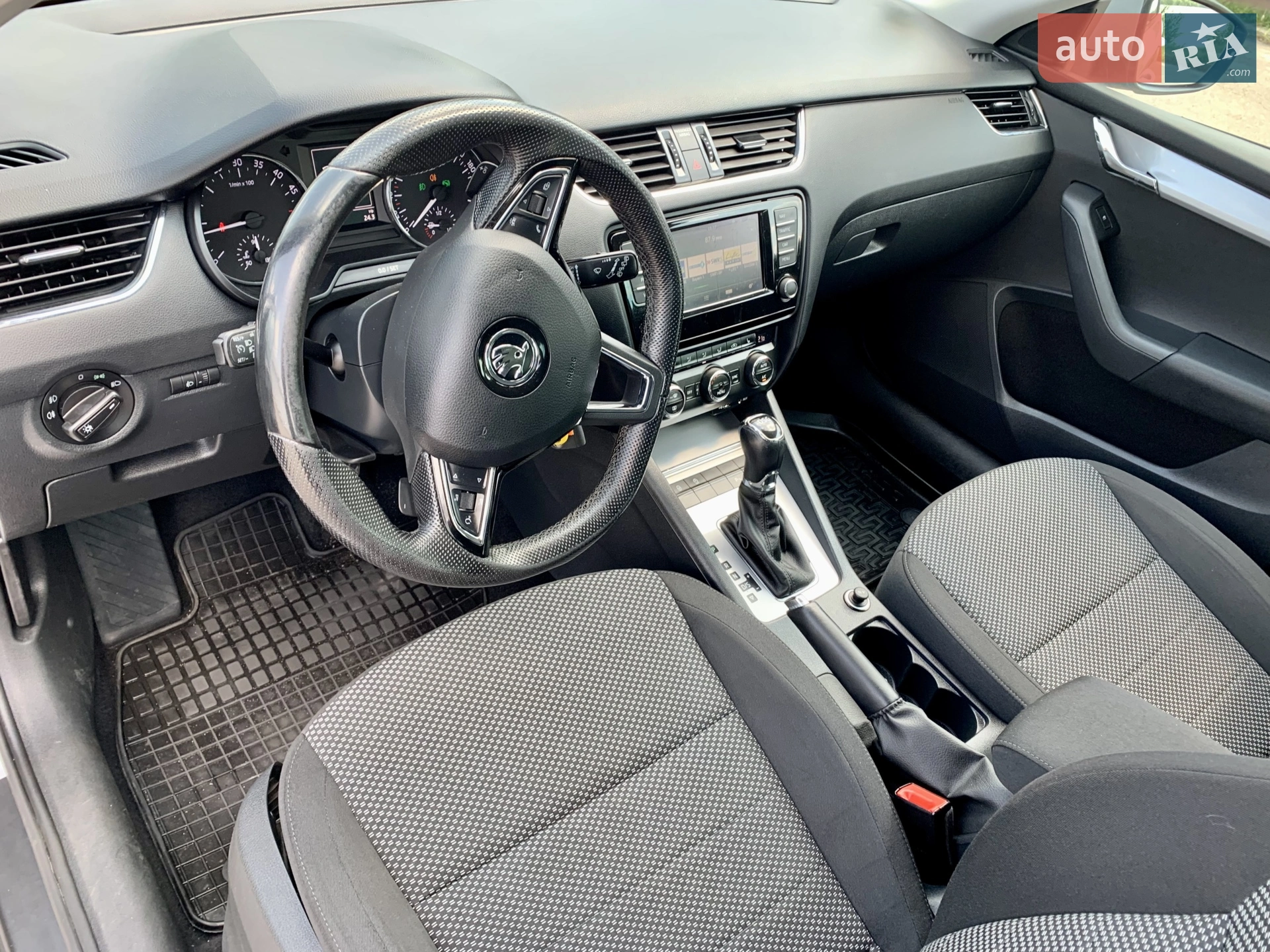 2016 Skoda Octavia - мініатюра 14