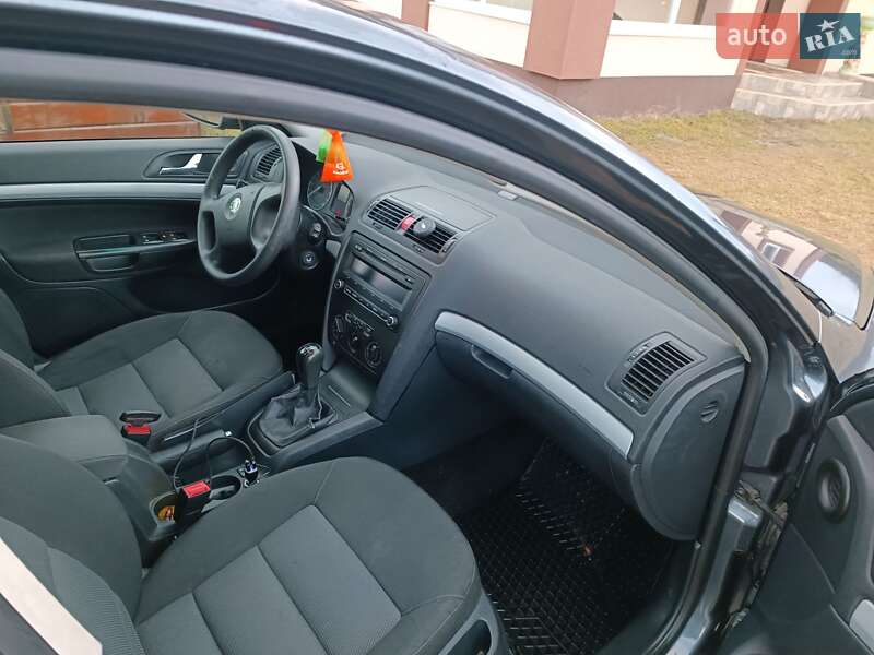 Универсал Skoda Octavia 2007 в Маневичах