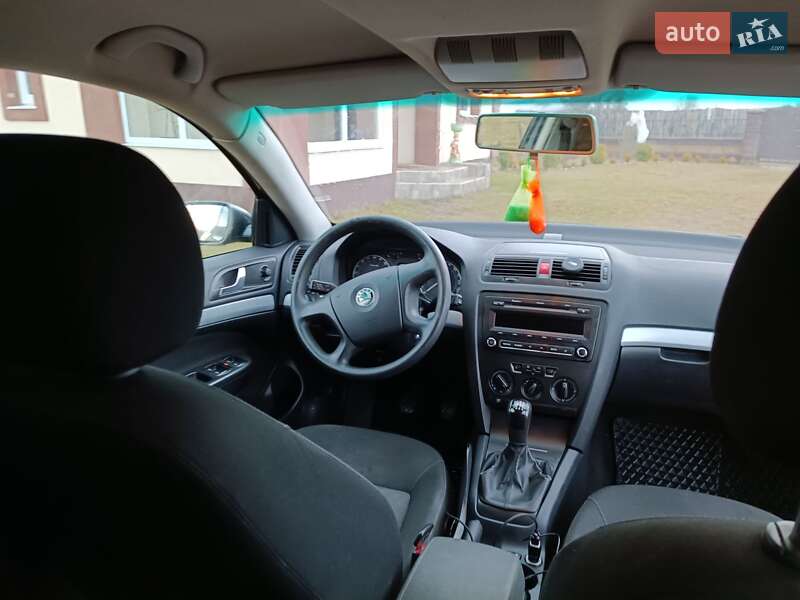 Универсал Skoda Octavia 2007 в Маневичах