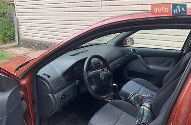 Лифтбек Skoda Octavia 2000 в 