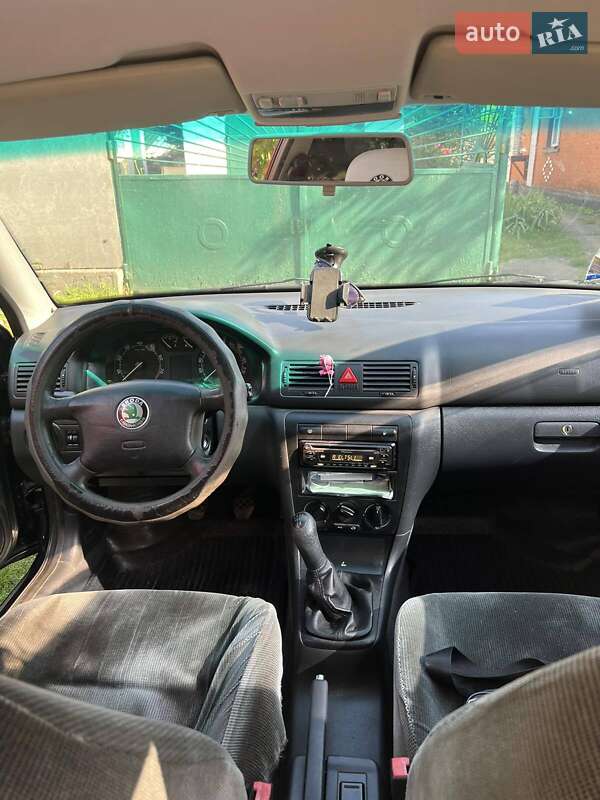 Ліфтбек Skoda Octavia 2002 в Лохвиці