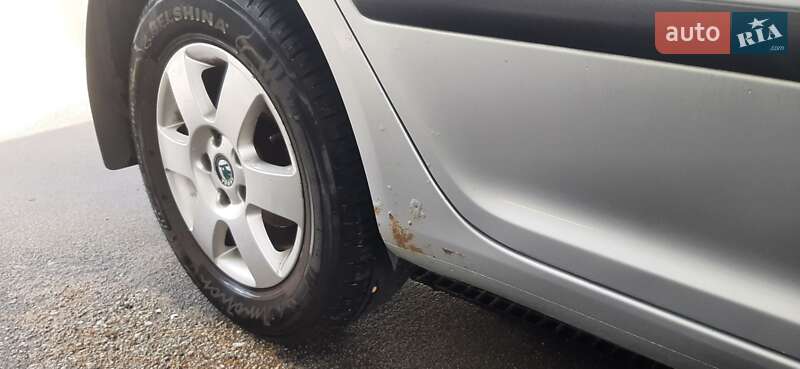 Лифтбек Skoda Octavia 2008 в Кропивницком