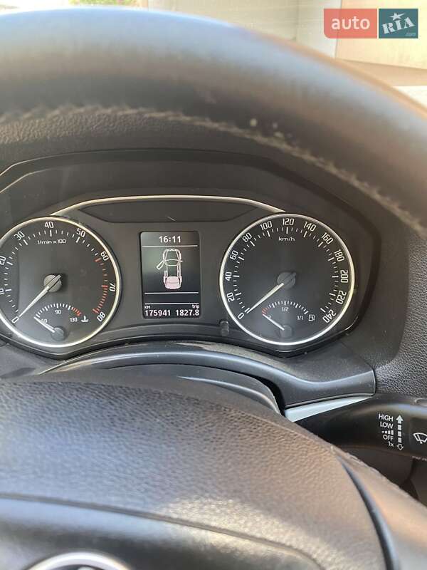 Универсал Skoda Octavia 2009 в Черновцах фото 11 Универсал Skoda Octavia 2009 в Черновцах