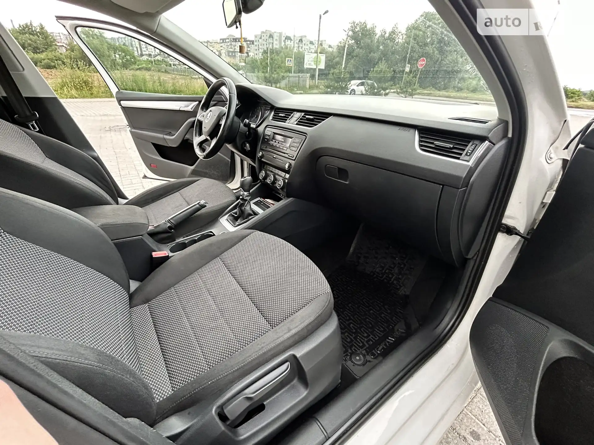 2013 Skoda Octavia - мініатюра 16