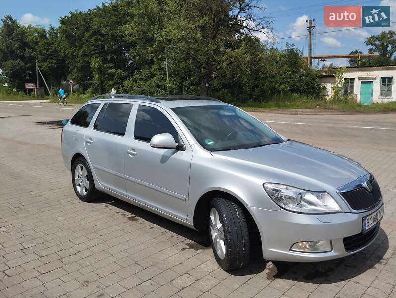 Універсал Skoda Octavia 2012 в Сколе