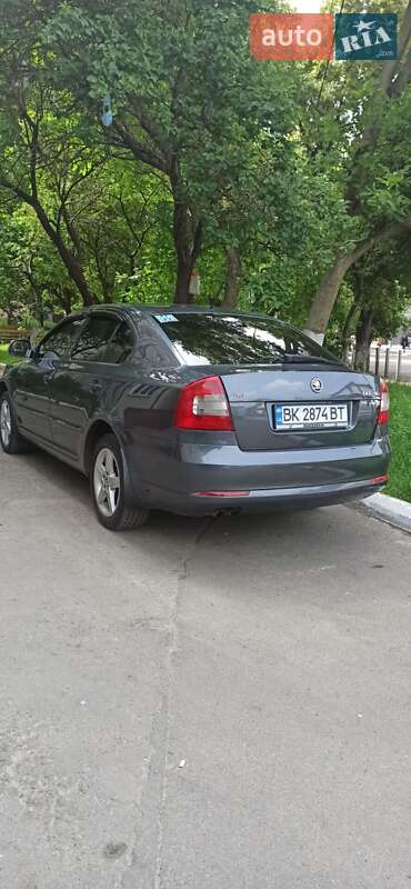 Лифтбек Skoda Octavia 2012 в Ровно