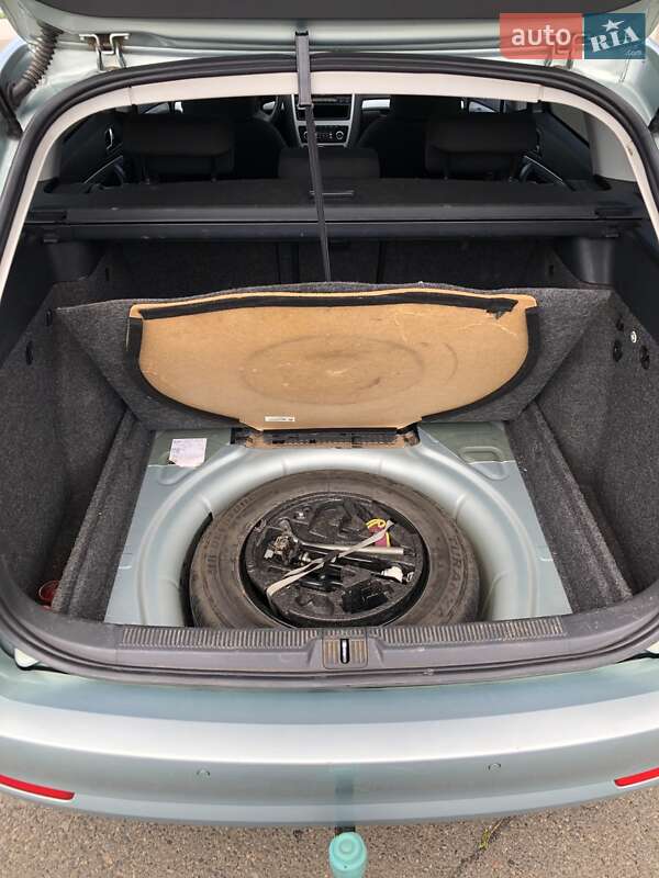 Універсал Skoda Octavia 2009 в Одесі