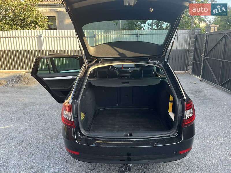 Универсал Skoda Octavia 2018 в Звягеле