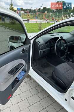 Лифтбек Skoda Octavia 2005 в 
