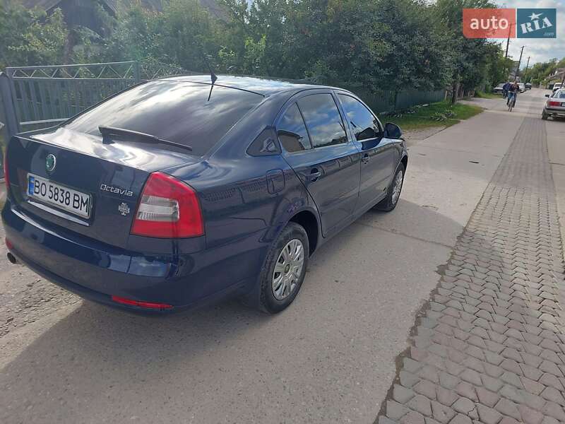 Ліфтбек Skoda Octavia 2012 в Чорткові