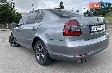 Лифтбек Skoda Octavia 2012 в 