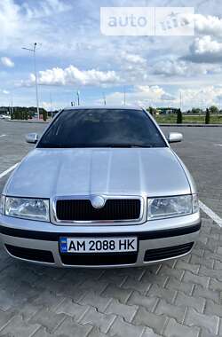 Ліфтбек Skoda Octavia 2003 в Житомирі