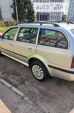 Универсал Skoda Octavia 2001 в Чернигове