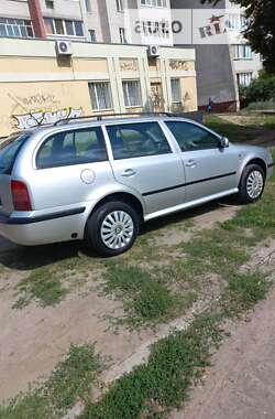 Универсал Skoda Octavia 2001 в Чернигове