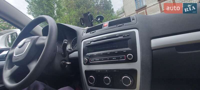 Універсал Skoda Octavia 2010 в Кривому Розі