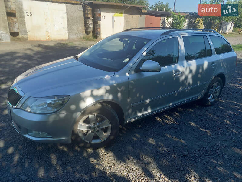 Універсал Skoda Octavia 2010 в Кривому Розі