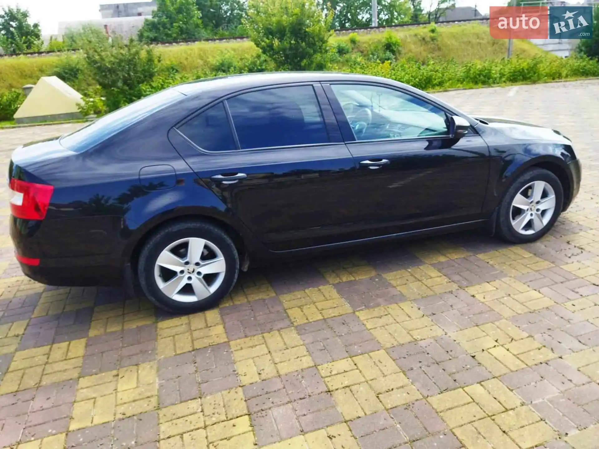2016 Skoda Octavia - мініатюра 13