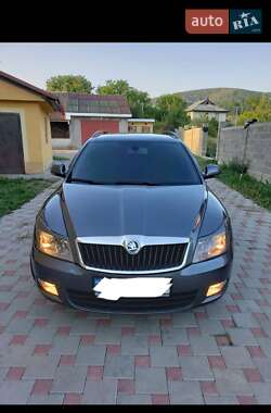 Универсал Skoda Octavia 2011 в Виноградове