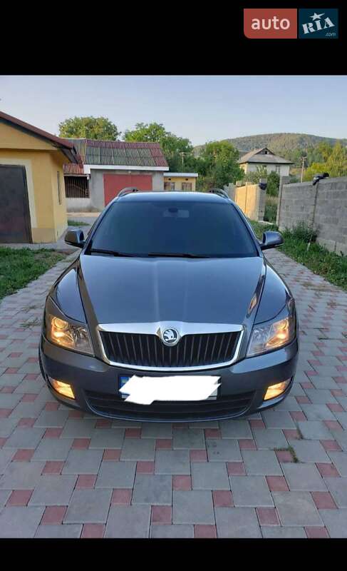 Универсал Skoda Octavia 2011 в Виноградове