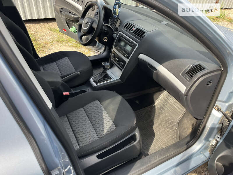 Ліфтбек Skoda Octavia 2010 в Києві
