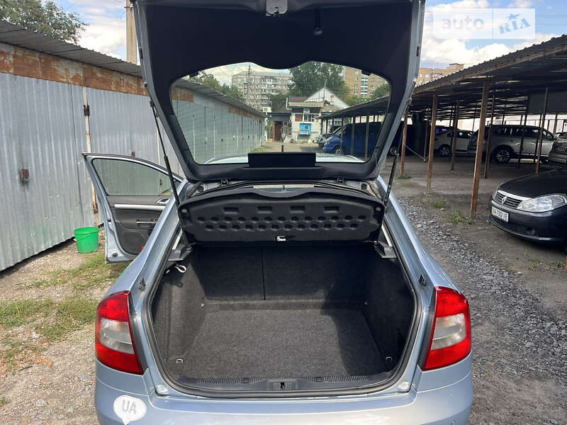 Ліфтбек Skoda Octavia 2010 в Києві