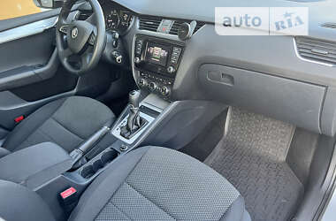 Лифтбек Skoda Octavia 2013 в 
