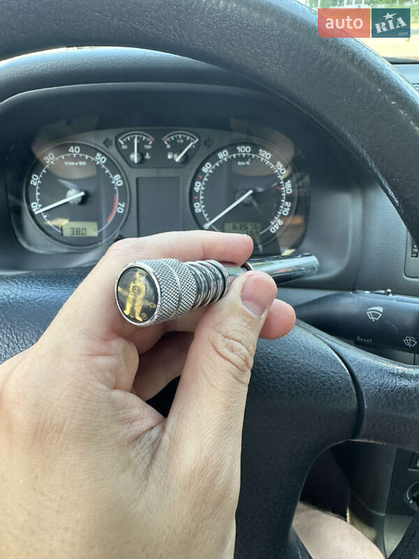 Лифтбек Skoda Octavia 2005 в Киеве