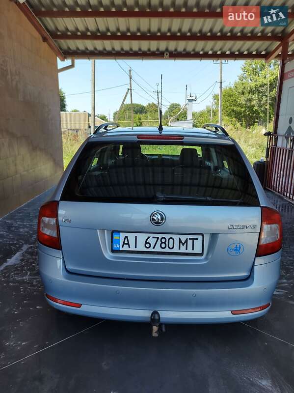 Універсал Skoda Octavia 2009 в Тростянці