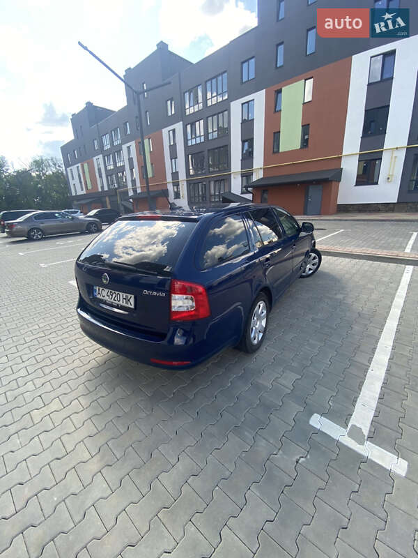 Универсал Skoda Octavia 2013 в Луцке