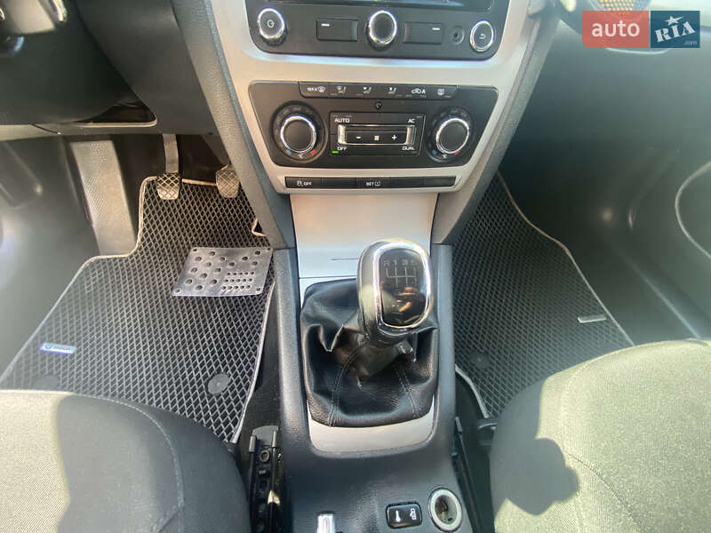 Универсал Skoda Octavia 2013 в Луцке