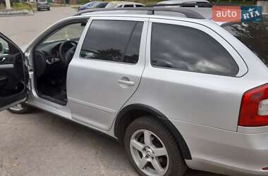 Універсал Skoda Octavia 2009 в 