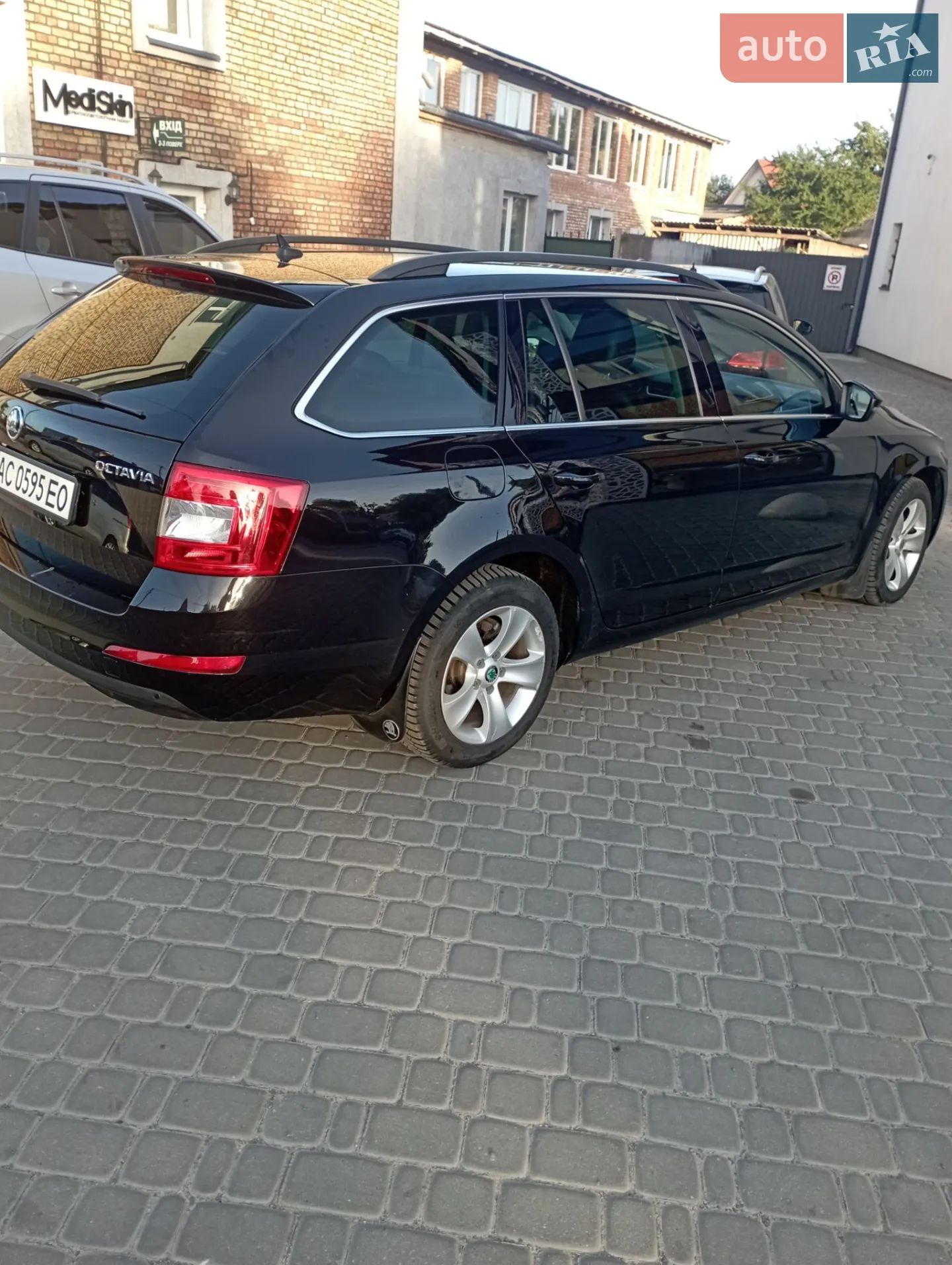 2015 Skoda Octavia - мініатюра 2