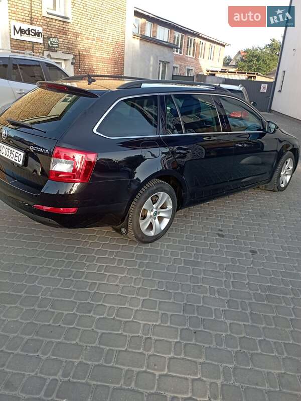 Універсал Skoda Octavia 2015 в Камені-Каширському