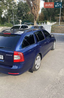 Универсал Skoda Octavia 2009 в 